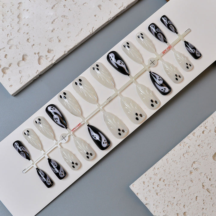 Ghost-Themed Press-On Nail Art Set Kalsten