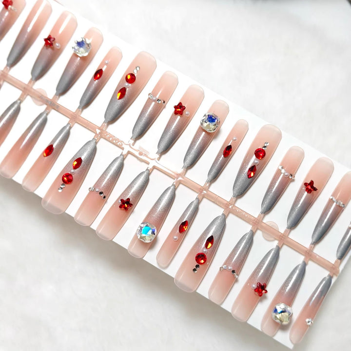 Artificial nails with glamorous glitter design and 3D applications Kalsten