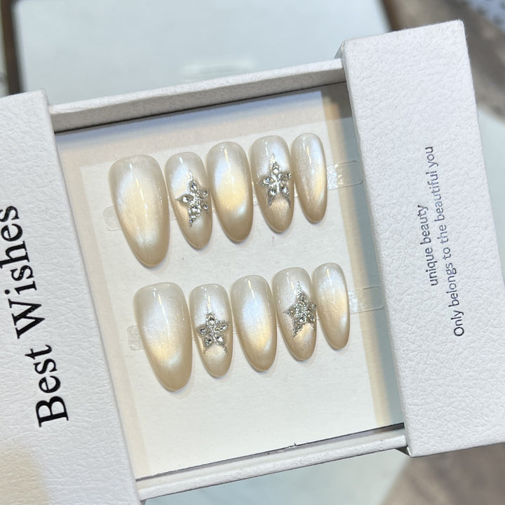 Star-Embellished Press-On Nail Art Set Kalsten