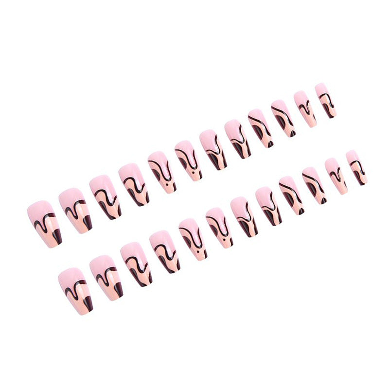 Nail set with elegant curved design Kalsten