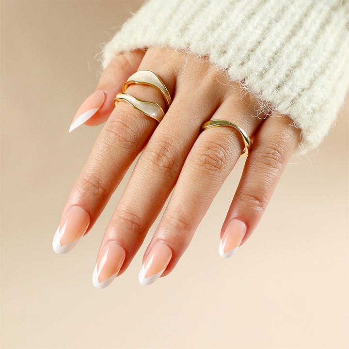 Elegant Artificial Nails with French Tip Kalsten