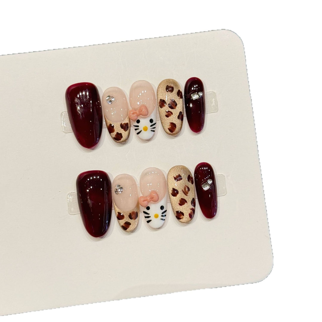 Artistic Press-On Nail Art Set with Whimsical Floral Designs
