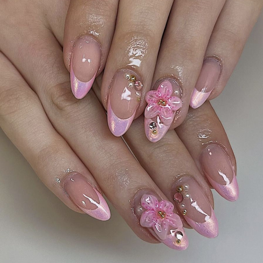 Press-On Nail Art Set with Floral Embellishments Kalsten