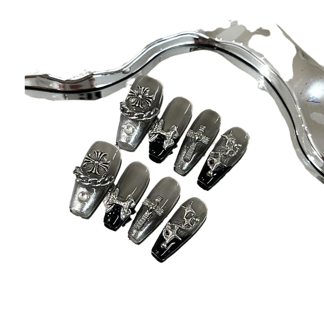 Artistic Gothic-Themed Press-On Nail Set