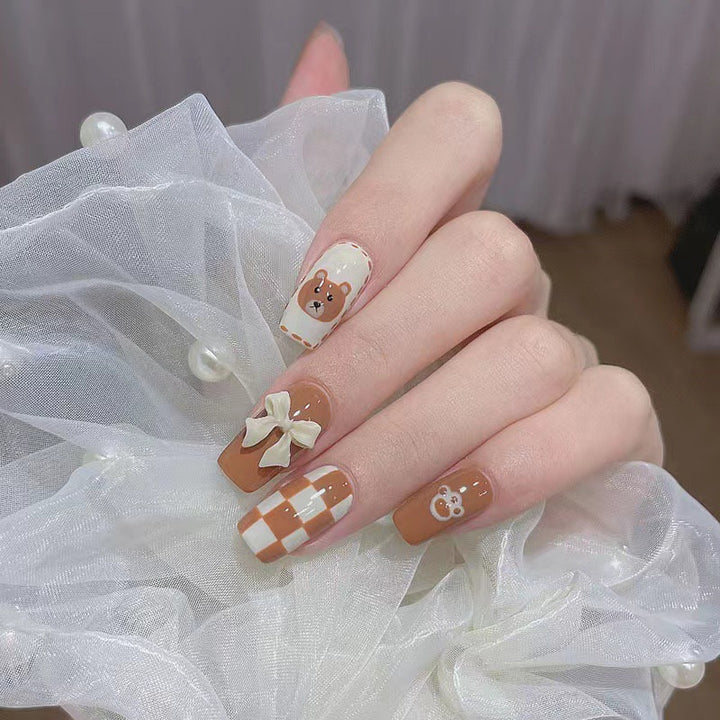 Artistic Nail Design Kalsten