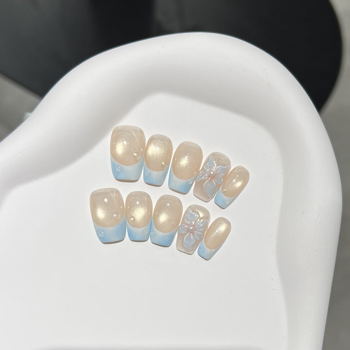 Decorative Press-On Nail Art Set with Floral Design Kalsten