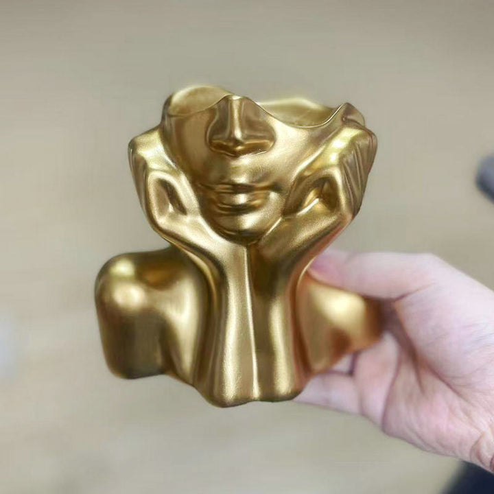 Stylish decorative figure Kalsten