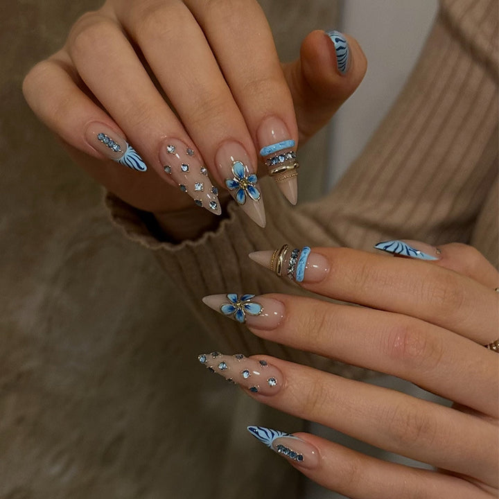 Themed 3D Nail Art Extensions Kalsten