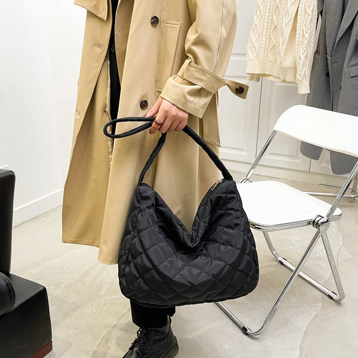 Quilted Hobo Handbag