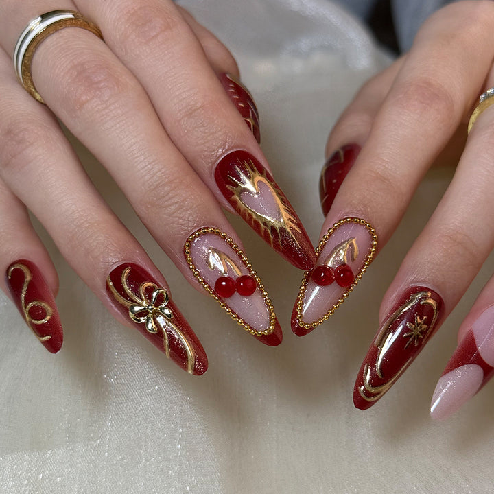 Artificial nails with elegant gold design Kalsten