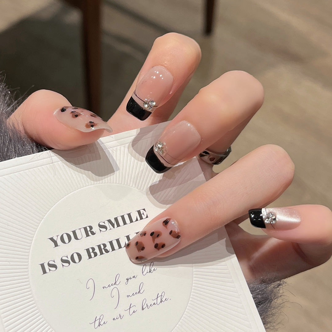 Premium Decorative Animal Print Press-On Nails Kalsten