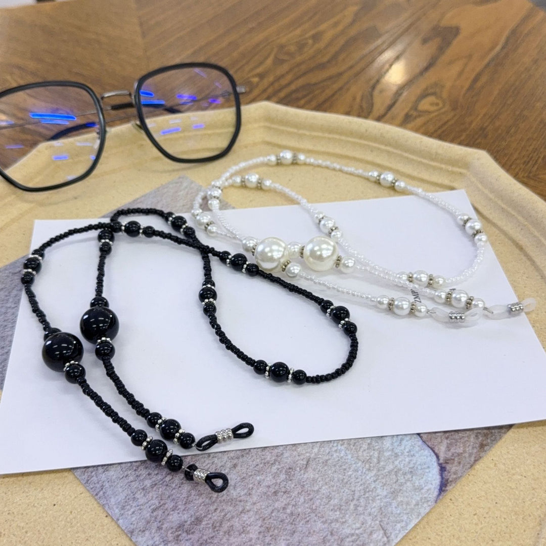 Chic Beaded Eyewear Holder Kalsten