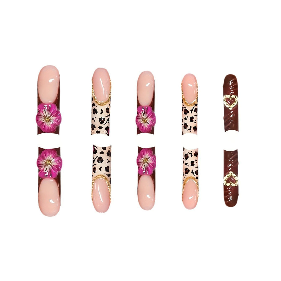 Decorative Artistic Press-On Nails Kalsten
