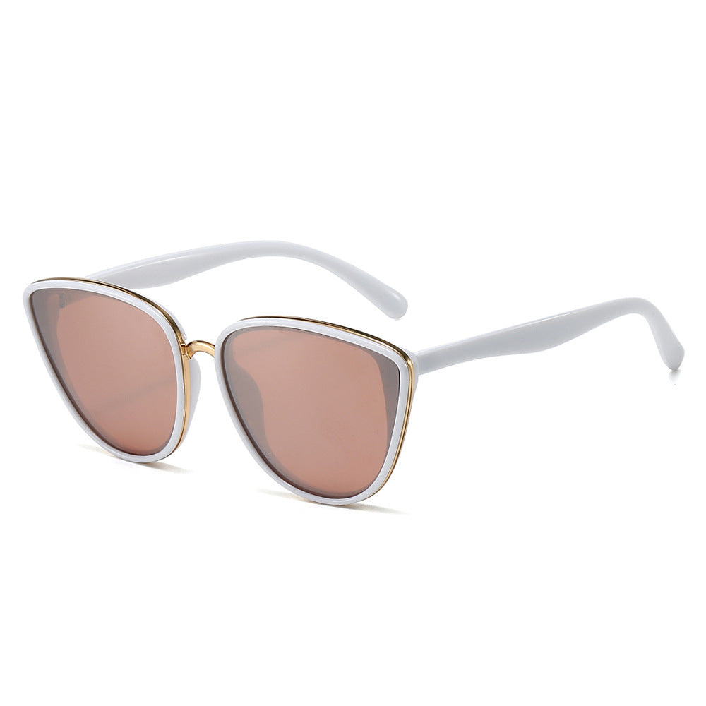 Fashion-Forward Triangular Frame Sunglasses Kalsten