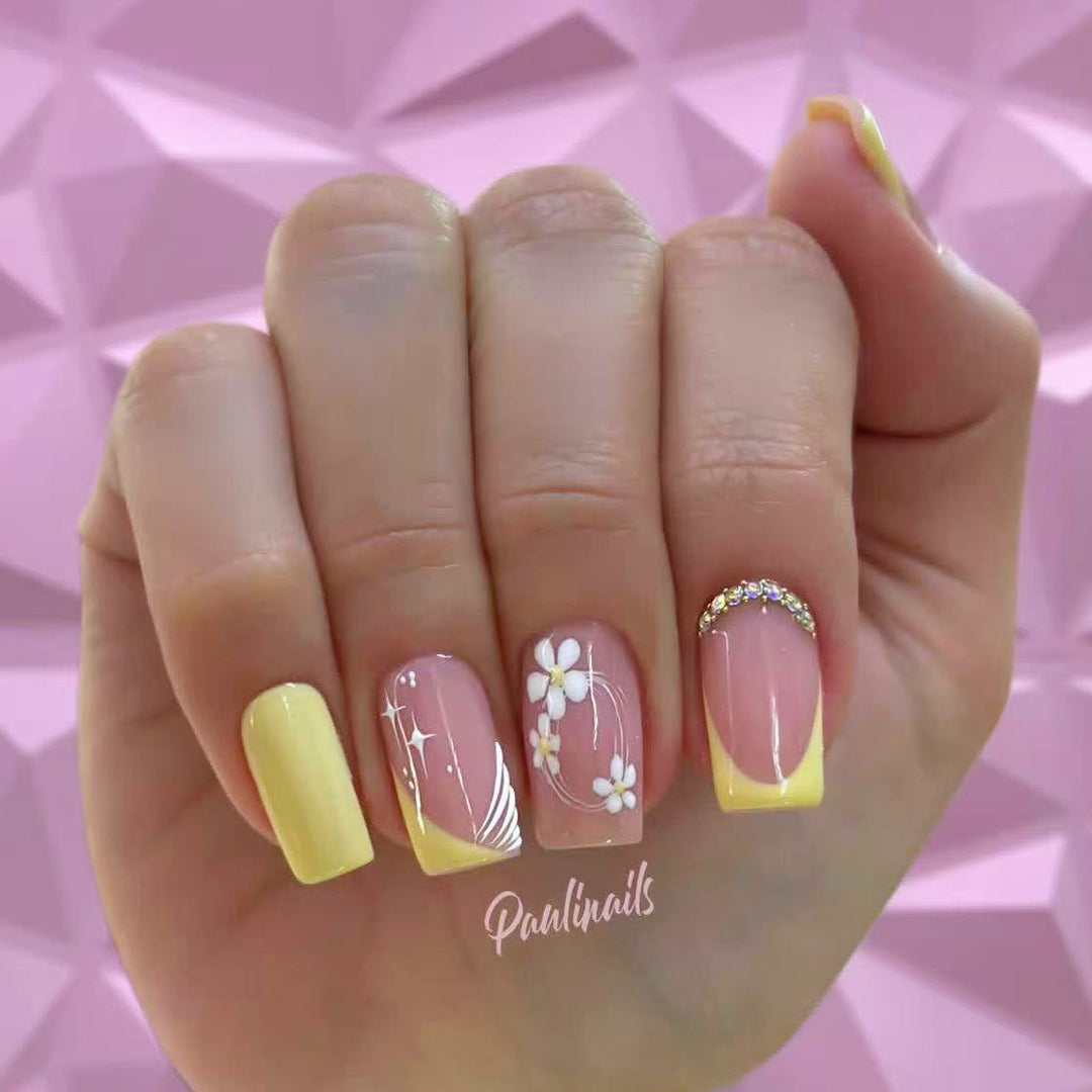 Artificial Nail Set with Floral Pattern and Glitter Kalsten
