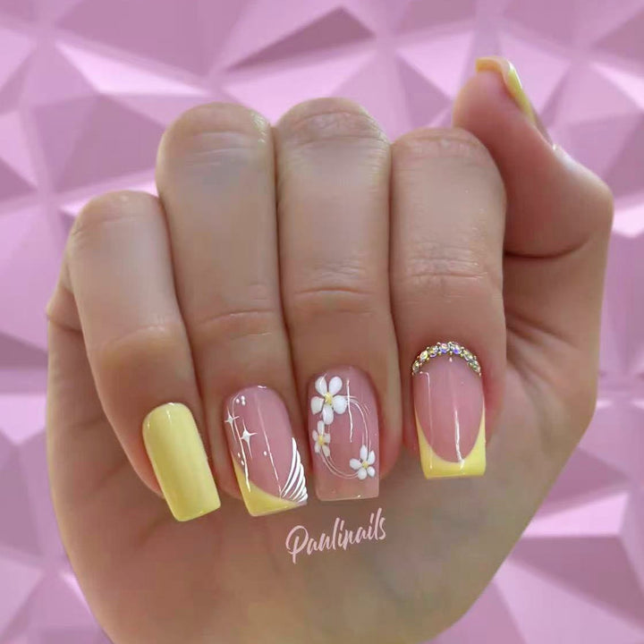 Artificial Nail Set with Floral Pattern and Glitter Kalsten