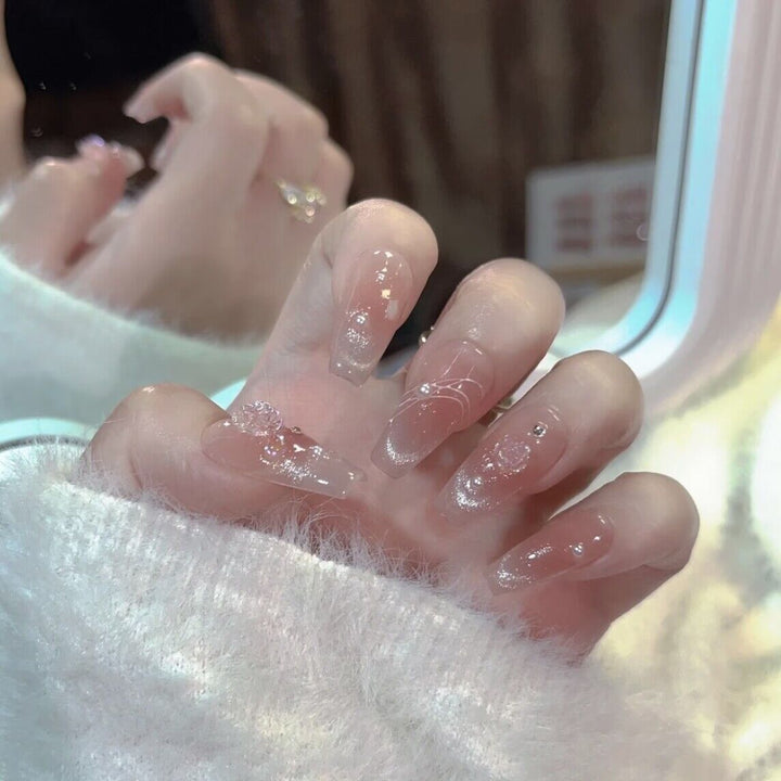 Luxurious Artistic Press-On Nail Set Kalsten