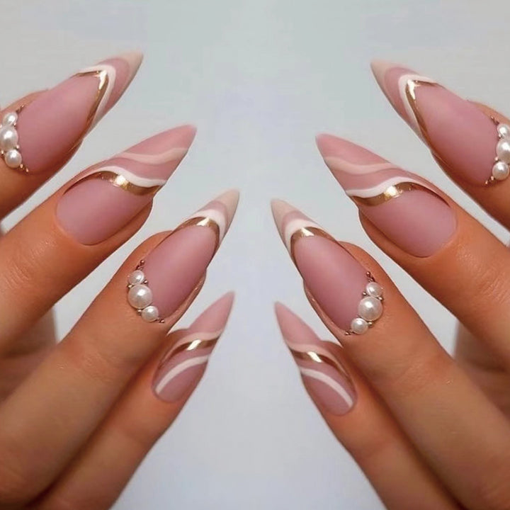 Artistic stiletto nails with elegant wave design Kalsten
