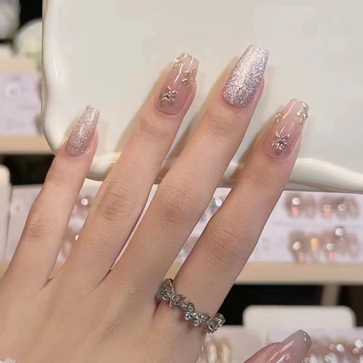 Elegant Sparkling Press-On Nail Set Kalsten