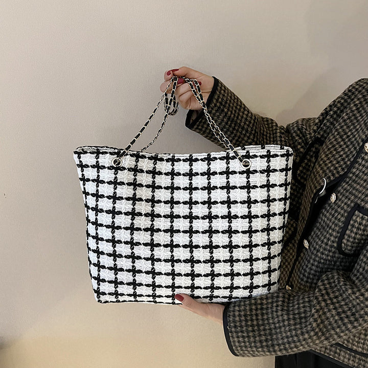 Elegant Checkered Tote Bag