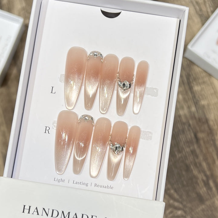 Reusable Press-On Nail Art Set Kalsten