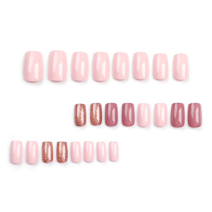 Nail extensions with shimmering accents Kalsten