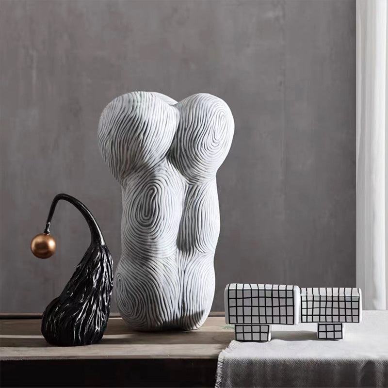 Artistic Human Figure Sculpture