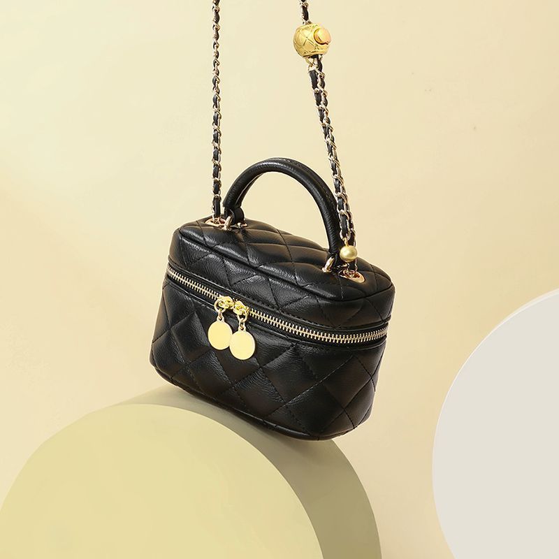 Quilted Mini Chain Handbag Kalsten