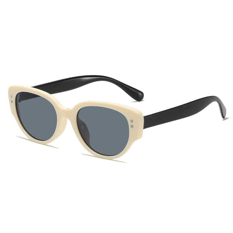 Vintage-Inspired Cat Eye Sunglasses Kalsten