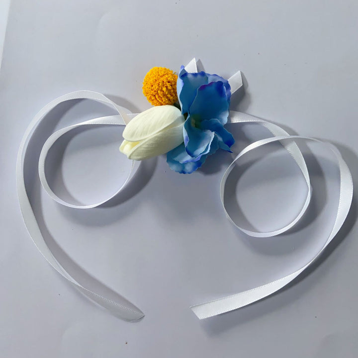 Chic Floral Corsage