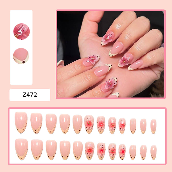 Artificial nails with floral design and elegant accents Kalsten