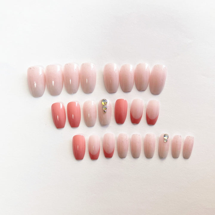 Elegant artificial nails with glitter accents and gradient Kalsten