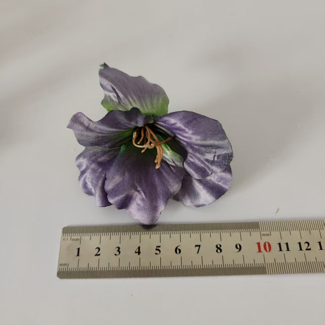 Elegant Floral Hair Accessory