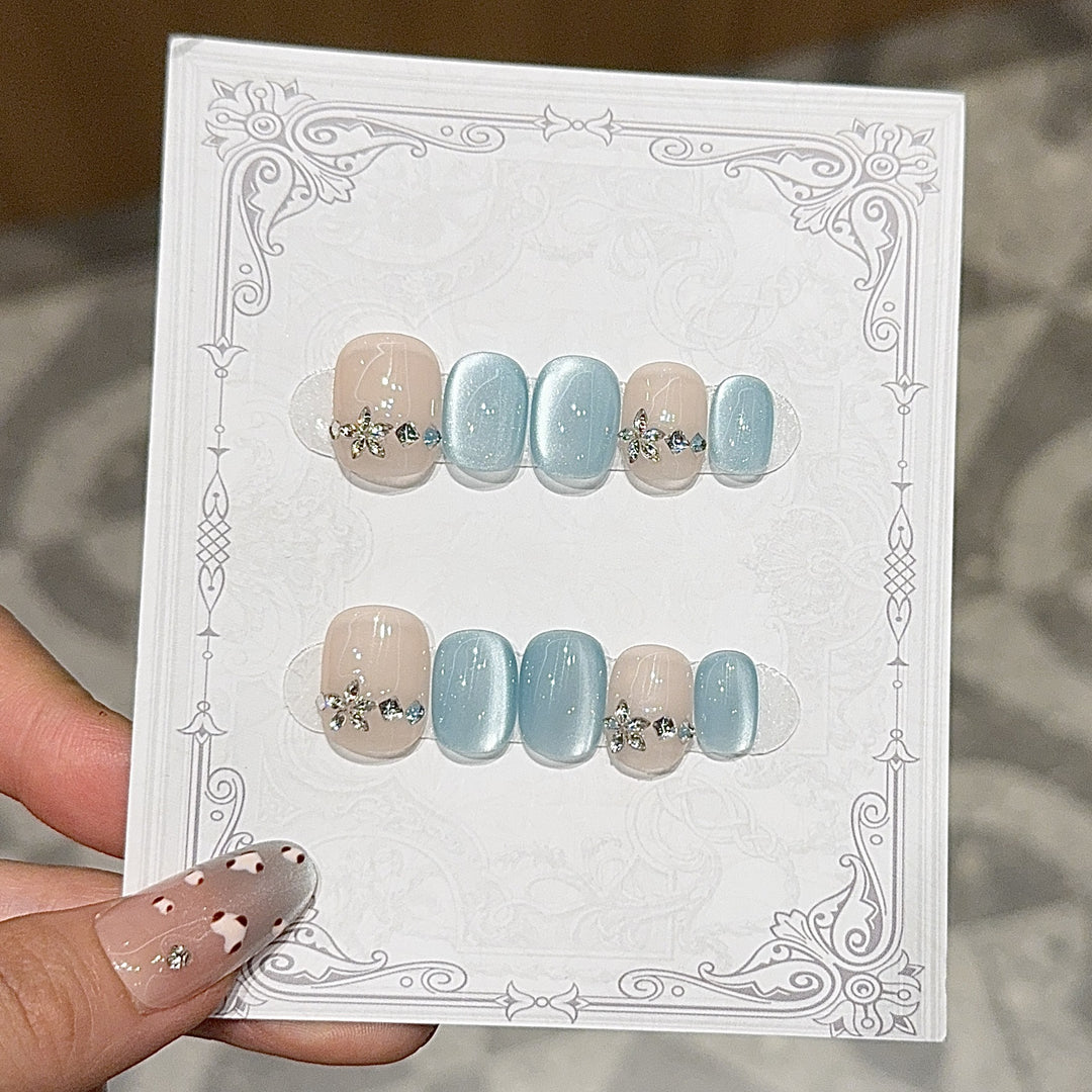 Elegant Artificial Nails with Radiant Accents Kalsten
