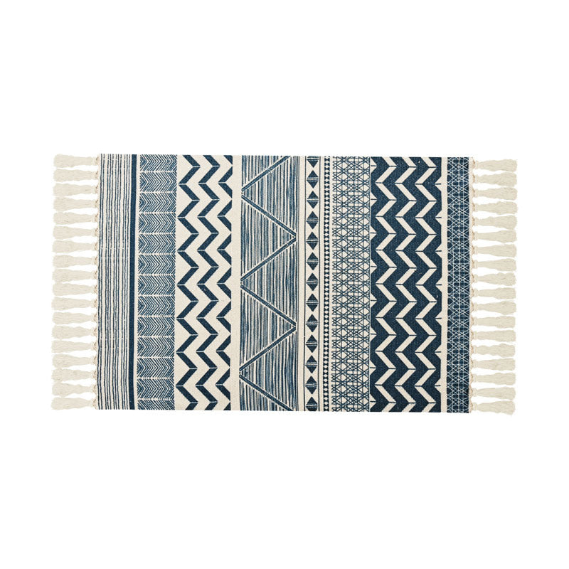 Decorative Area Rug with Fringed Edges Kalsten