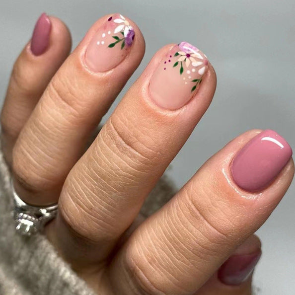 Floral-Themed Nail Art Enhancements Kalsten