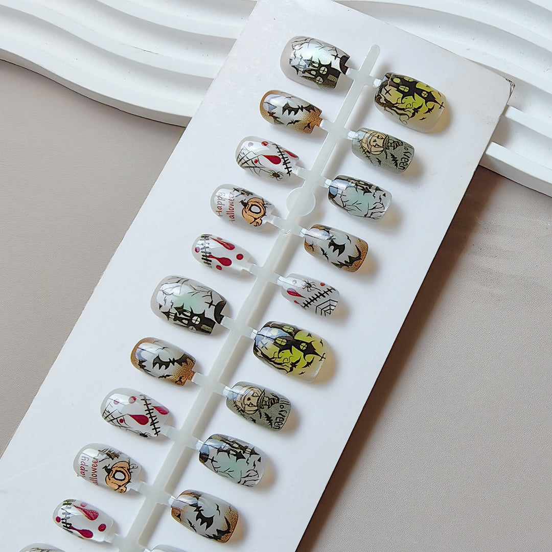 Artificial nails in Halloween design Kalsten