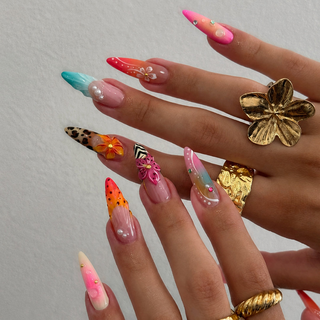 Artificial nails with floral and glamorous design Kalsten