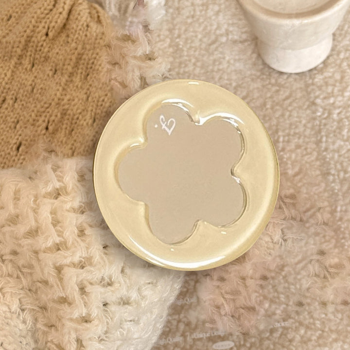 Smartphone Finger Holder in Flower Design Kalsten