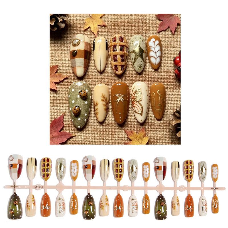 Creative Nail Design Kalsten