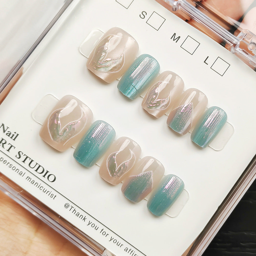 Glamorous artificial nails with holographic effect Kalsten