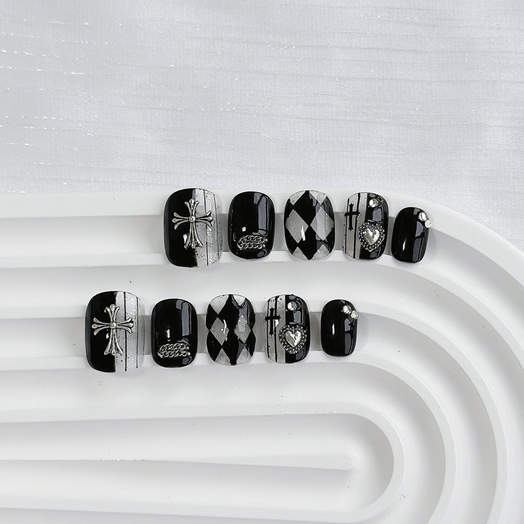 Artistic Press-On Nail Set with Gothic Motifs