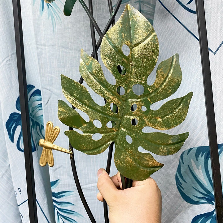 Decorative Metal Wall Art with Tropical Leaf Design Kalsten