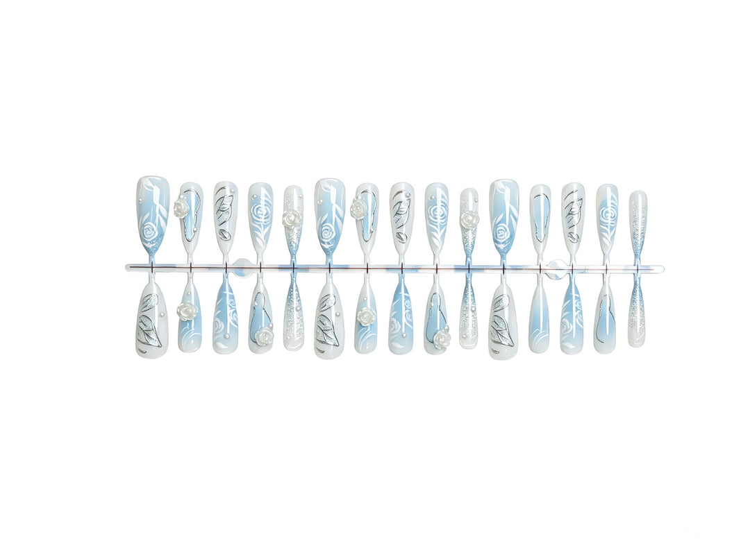 Artificial nail set with elegant floral motifs and glitter effects Kalsten