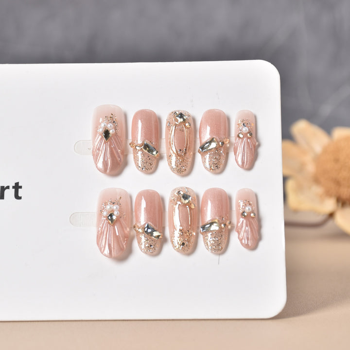 Decorative Animal Print Press-On Nail Set Kalsten