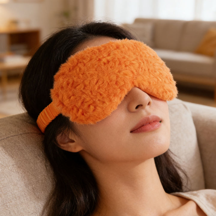 Women's luxury sleep mask with voluminous faux fur cover and softly padded eye area Kalsten
