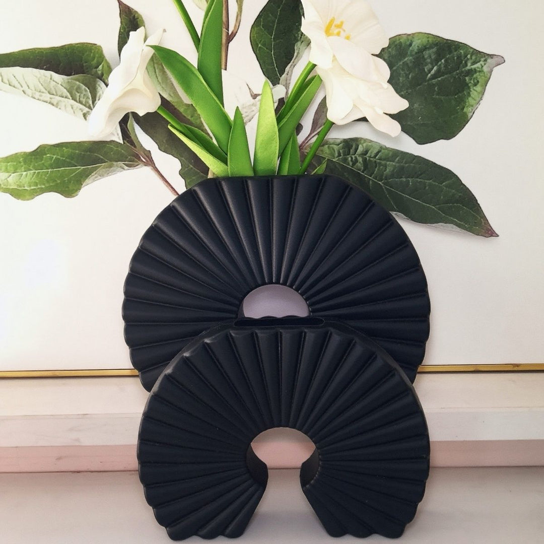 Decorative Fan-Shaped Sculpture Kalsten