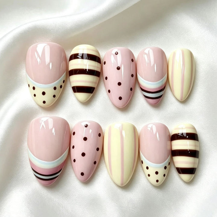 Artistic Patterned Press-On Nail Set Kalsten
