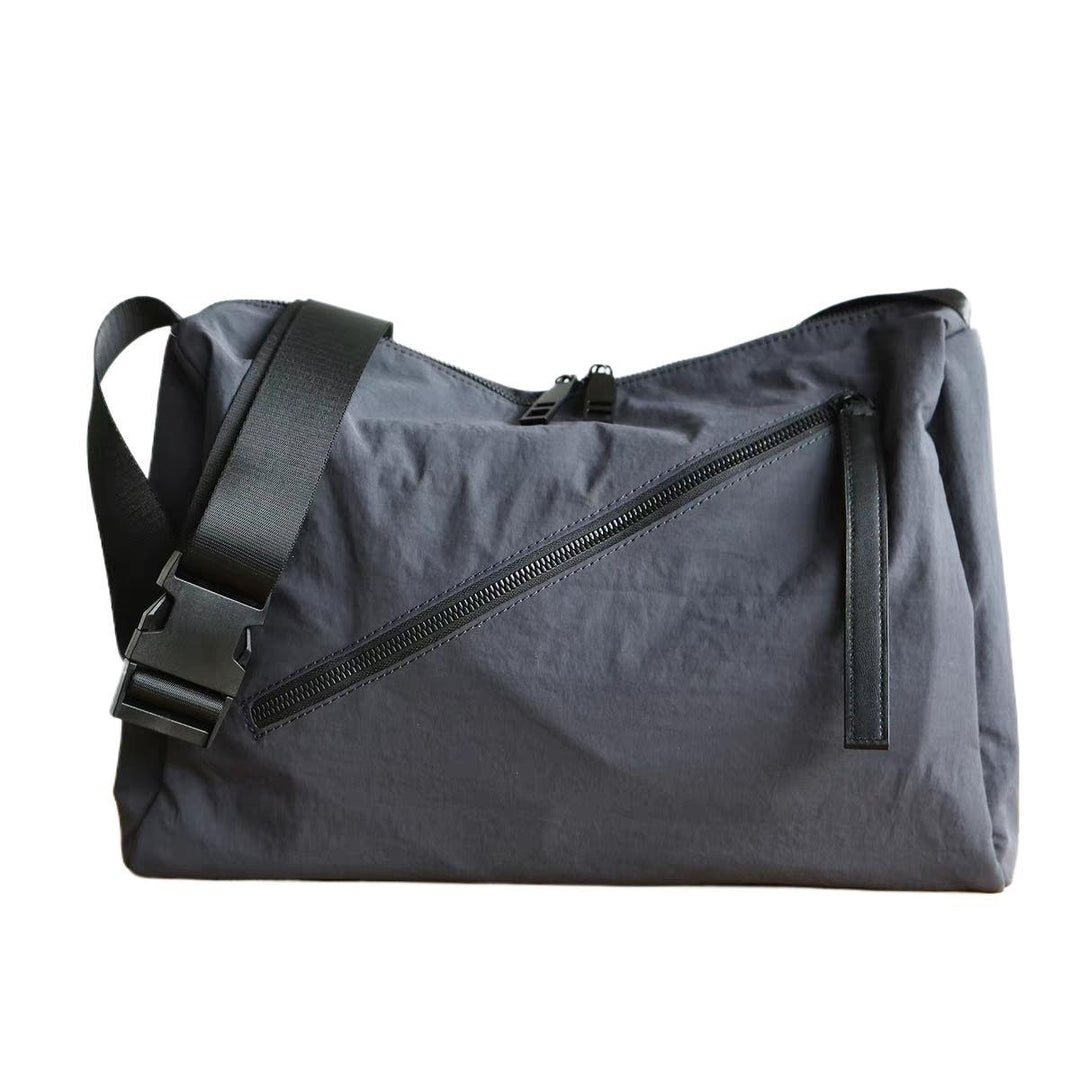 Fashionable Shoulder Bag with Innovative Compartment System Kalsten