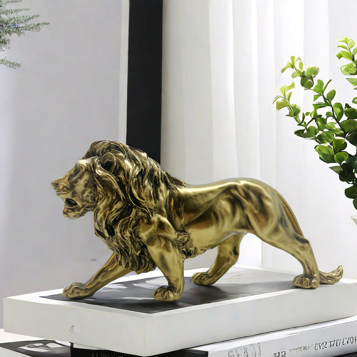 Decorative lion figurine in modern style Kalsten